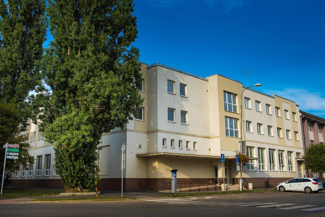 Danubius Szallo Komárno Εξωτερικό φωτογραφία